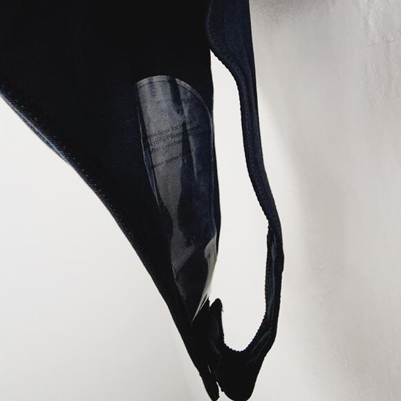 NEW Everlane Black V-Neck Long Sleeve Thong One-Piece Bodysuit - Picture 6 of 11